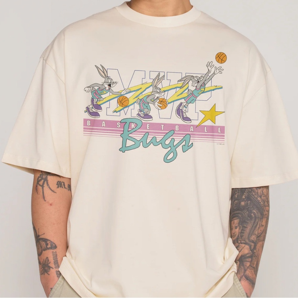 Bugs Bunny Cream Graphic Tee